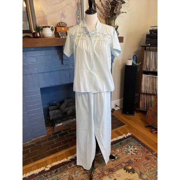 Vintage PHILMAID Two Piece PAJAMA SET SIZE 36 Embroidered M/ L Daisy Women’s - Picture 1 of 16